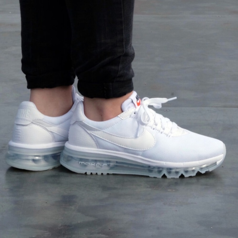 NIKE AIR MAX LD